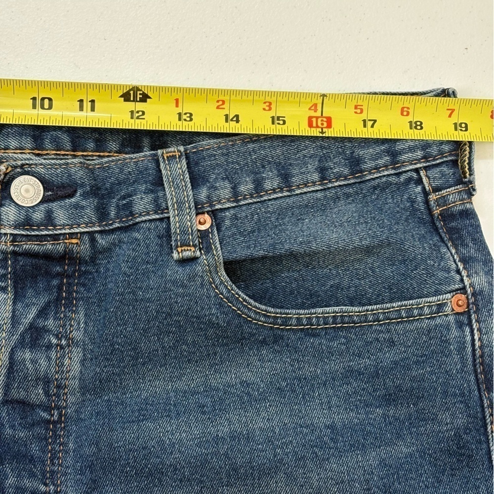 Levis Mens Original Straight Jeans size 38X32 - Picture 10 of 11